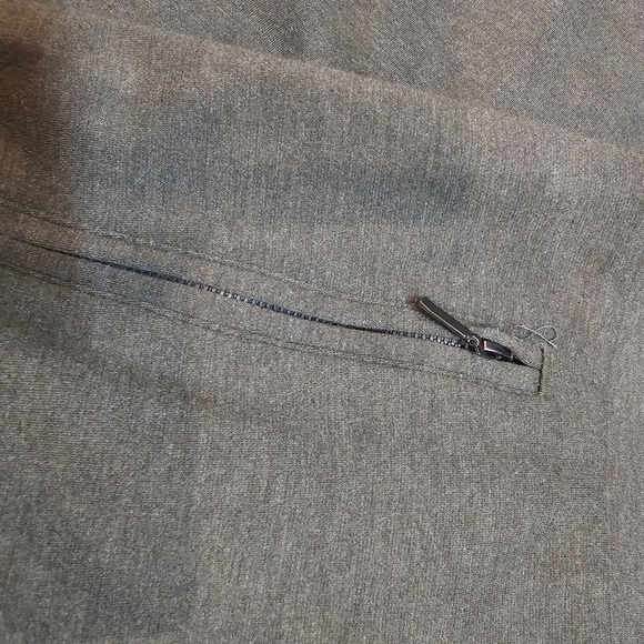 Torrid Women’s Plus 2 (18/20) Olive Green Jogger Pants Zip Pockets Cuffed Hem - Picture 2 of 10